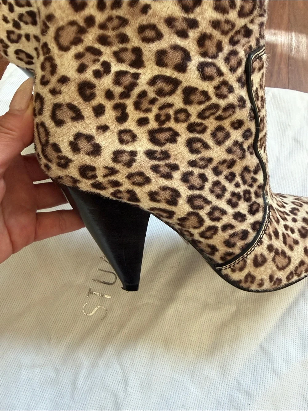 Stuart Weitzman Leopard Print Pointed-Toe Mid-Calf Boots - Brown/Tan size 6.5
